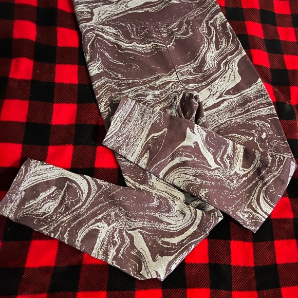 Athleta yoga outfit - Picture 4 of 10